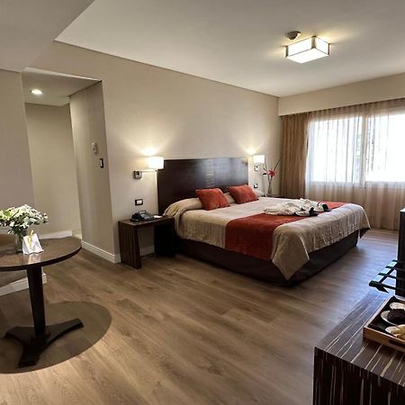 Land Plaza Hotel Баия-Бланка Экстерьер фото